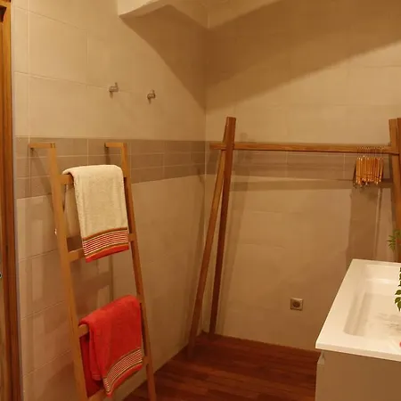 Chateau De Castelneau *