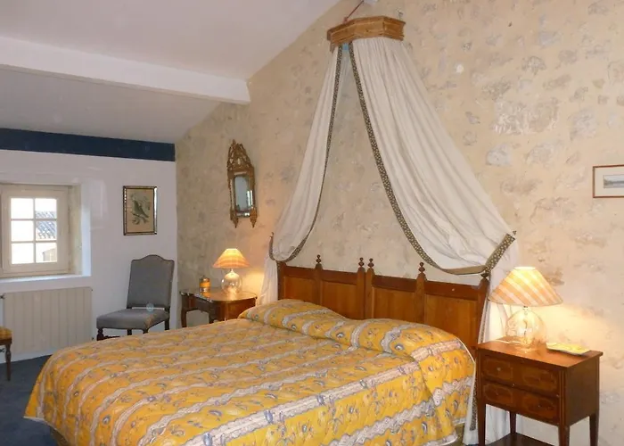 卡斯特尔诺城堡旅馆 住宿加早餐酒店 Saint-Léon