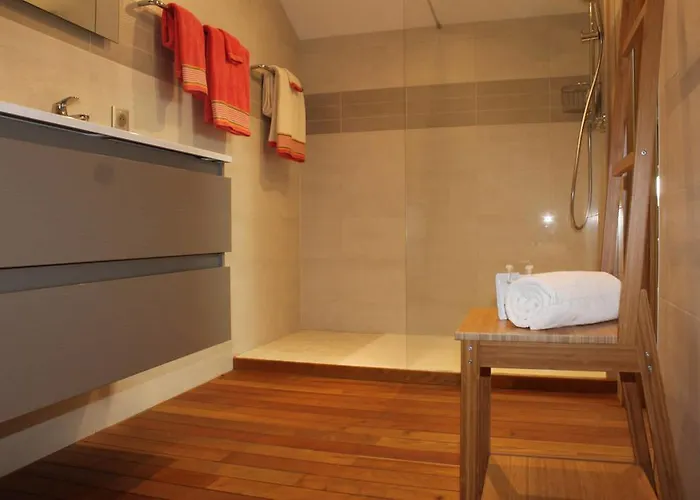 卡斯特尔诺城堡旅馆 住宿加早餐酒店